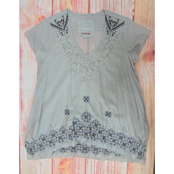Johnny Was 3J Workshop Top Medium Embroidered Gray Cotton Blouse V-Neck - Picture 3 of 8
